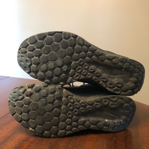 Nike women's FS Lite Run Black Running Shoe Size 9.5 - Picture 5 of 11